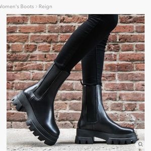 Thursday Reign Boots NWT